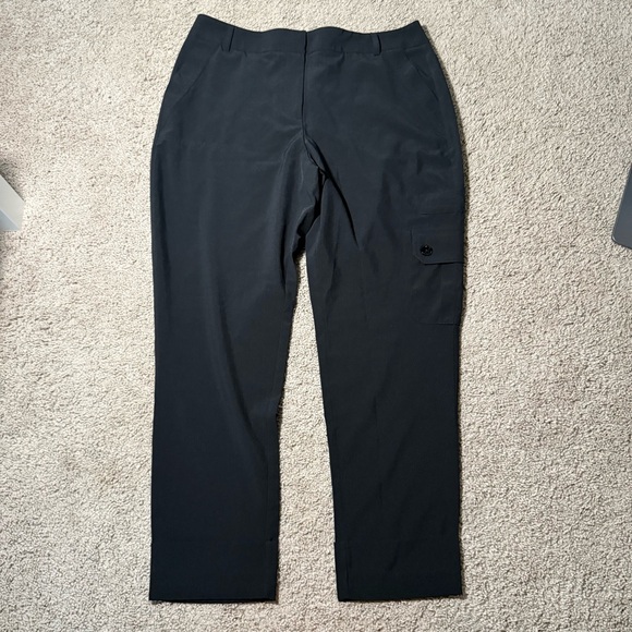 Chico’s Women’s Lightweight Black Cargo Pants Career Minimalist Business Medium - Picture 1 of 11